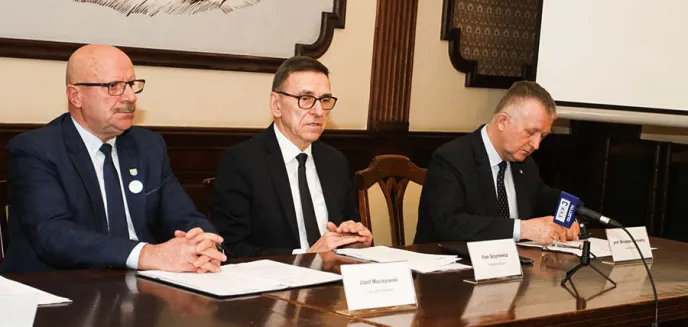 Lokalni przedstawiciele ruchu ''Tak! Dla Polski'' apelują do prezydenta i rządu o porozumienie ws. KPO