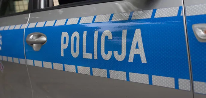 Uczestnicy nocnego zlotu motoryzacyjnego pod okiem policji. Stwierdzono niemal 60 wykroczeń