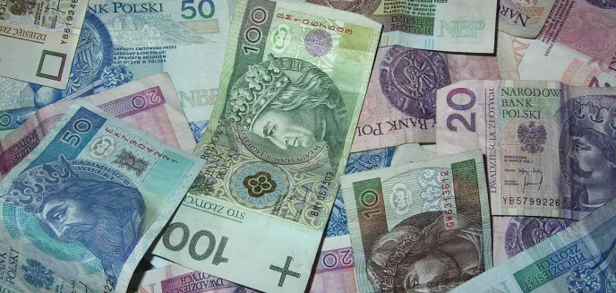 56-letni olsztynianin zakochał się w ''pielęgniarce wojskowej, będącej na misji w Syrii''. Stracił 250 tys. zł