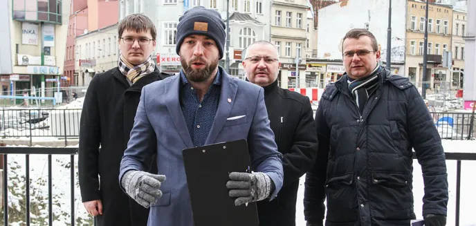 Olsztyn. Konfederacja krytykuje miejskie władze i ma swój pomysł na lepsze życie