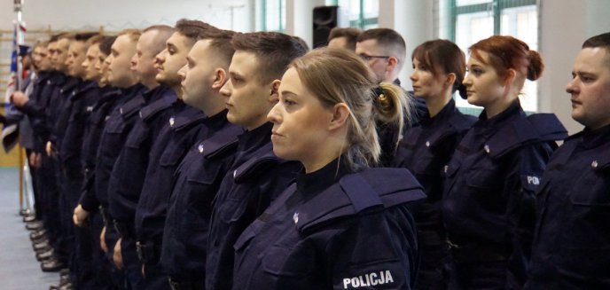 Artykuł: Nowi policjanci wstąpili do warmińsko-mazurskiej policji [ZDJĘCIA]