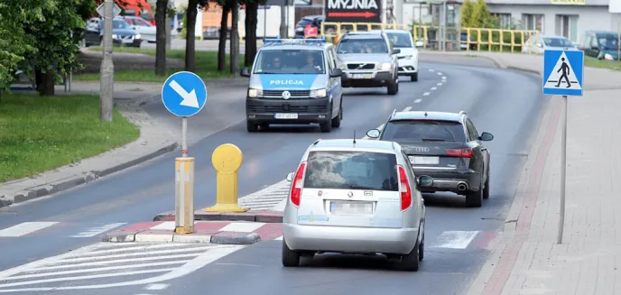 27-letni kierowca jeepa pędził ul. Bałtycką w Olsztynie. Zapłaci wysoki mandat