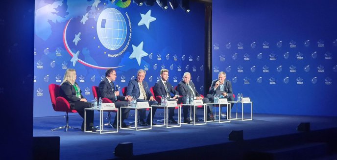 Artykuł: W Mikołajkach trwa Europejski Kongres Samorządowy