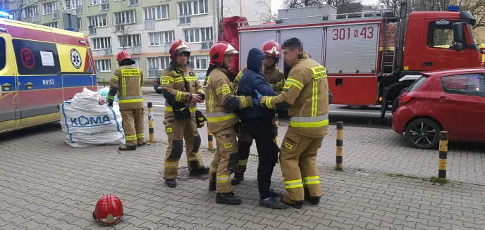 Akcja służb na ulicy Kołobrzeskiej w Olsztynie [ZDJĘCIA]