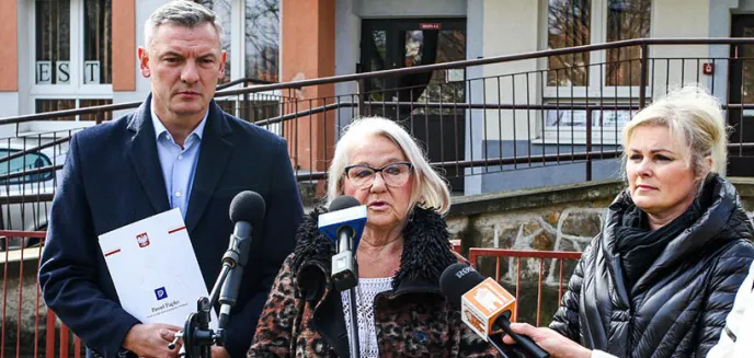 ''Babciowe'' lekiem na brak urodzeń? Poseł Paweł Papke: ''Program demograficzny PiS się nie sprawdził''