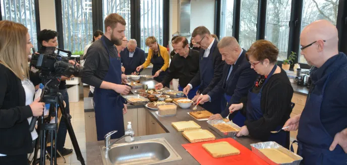 Prezydent zaprosił dziennikarzy na… mazurka [ZDJĘCIA]