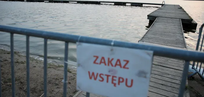 Odnowią molo na plaży miejskiej. Czy zdążą przed wakacjami?