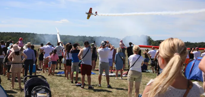 Trwa IX rodzinny piknik lotniczy w Gryźlinach [ZDJĘCIA]