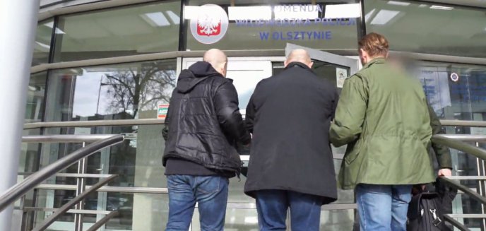 Zatrzymany w aferze korupcyjnej WOPR na ''eksponowanym stanowisku''. Czytelnik Olsztyn.com.pl pyta: czy to legalne?