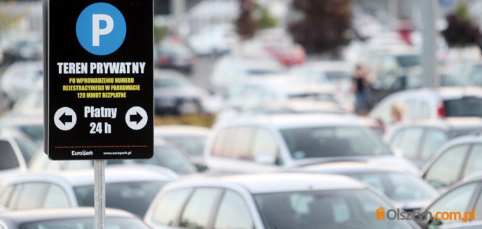 Chłopiec zrobił to na parkingu pod sklepem. Matkę odwiedziła policja