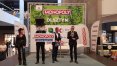 Olsztyn ma swoje Monopoly. W uroczystym odsłonięciu pól uczestniczył m.in. prezydent miasta, Piotr Grzymowicz (pierwszy z prawej)