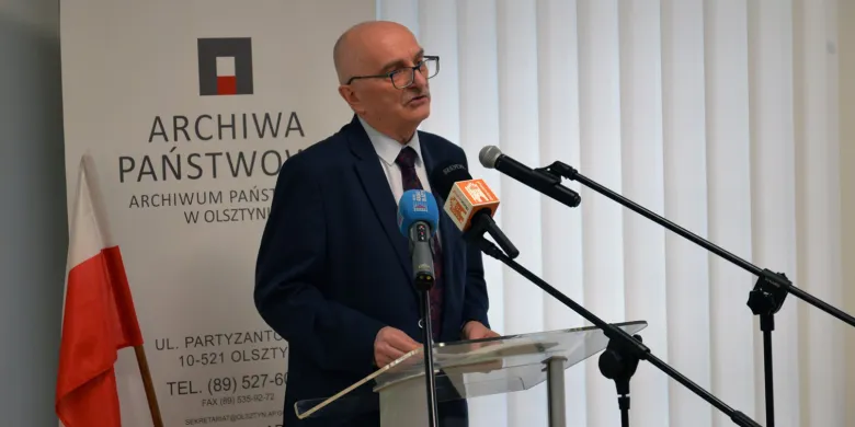 ''Patriotyzm to odpowiedzialność'' mówi prof. Norbert Kasparek, dyrektor Archiwum Państwowego w Olsztynie