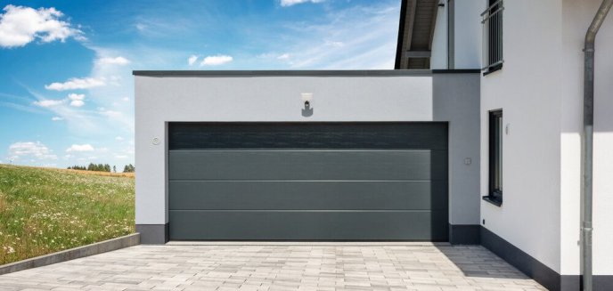 Brama garażowa – segmentowa czy rolowana? Porównanie rozwiązań