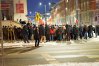 Politycy i sympatycy Prawa i Sprawiedliwości protestowali przeciwko rządom Donalda Tuska przed olsztyńskim urzędem wojewódzkim