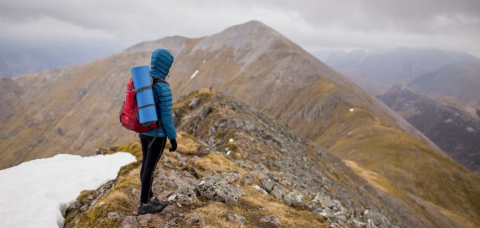 Buty trekkingowe – niezbędny element wyposażenia każdego miłośnika górskich wędrówek