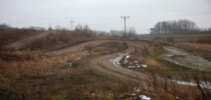 Przez tę sprzedaż zmotoryzowani nie mają gdzie ćwiczyć. Co stanie się z terenem po torze motocrossowym?