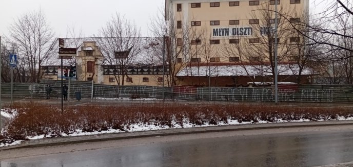 „Na pochybel rudemu”. Polityczne graffiti z „ortografem” w centrum Olsztyna