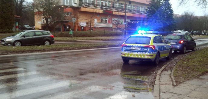 Artykuł: Olsztyn. Potrącenie przy szpitalu dziecięcym. 33-latka trafiła do szpitala