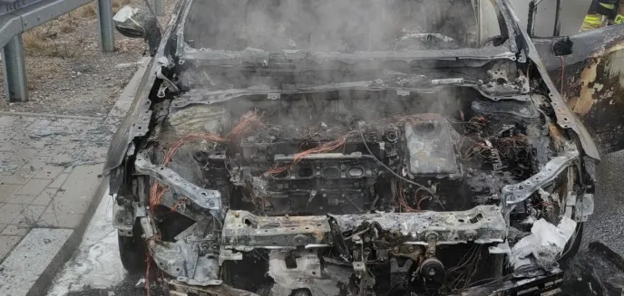 Na obwodnicy Olsztyna doszczętnie spłonęła toyota