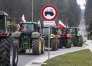 W godzinach 10-16 rolnicy blokowali rondo na DK51