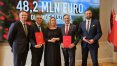 Od lewej: marszałek Marcin Kuchciński, prezydent Olsztyna Piotr Grzymowicz, członkini zarządu województwa Maria Bąkowska,  wójt Gietrzwałdu Jan Kasprowicz i radny miejski Robert Szewczyk