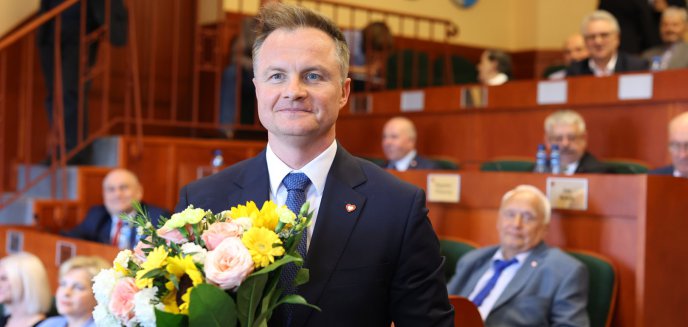 Marcin Kuchciński wygrywa z kandydatką PiS. Bez zmian na stanowisku marszałka województwa