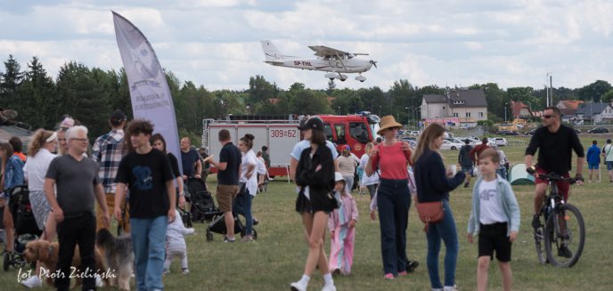 Rekordowa frekwencja na Rotariańskim Pikniku Lotniczym w Olsztynie [ZDJĘCIA]