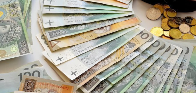 Od 2025 roku miliony Polaków będą zarabiać minimalną krajową?