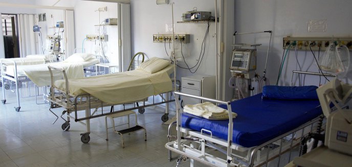 Artykuł: Łamanie praw w szpitalach trwa w najlepsze. Pacjenci boją się odzywać
