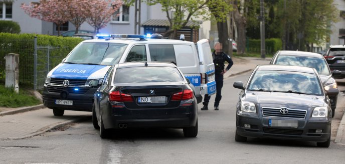 Toyotką staranowała 10 aut na osiedlu Kormoran w Olsztynie. 41-latka miała z tym luzik