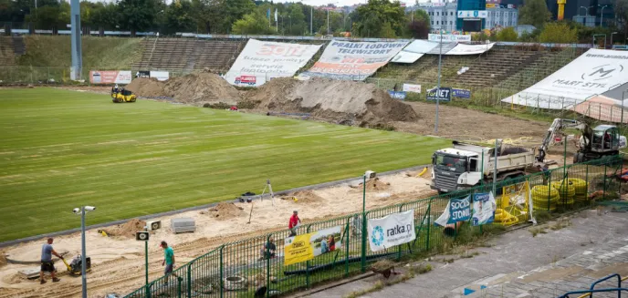 Przetarg na przebudowę stadionu nie poszedł po myśli ratusza. Potrzebne miliony złotych