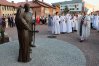 Poświęcenie figur Świętej Rodziny przez metropolitę warmińskiego, abp Józefa Górzyńskiego