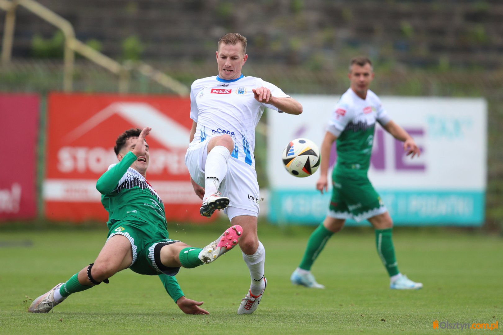 Tylko remis z GKS Bełchatów. Stomil zjechał do strefy spadkowej [WIDEO]