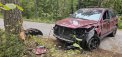 Pijany kierowca volkswagena uderzył w drzewo w pobliżu miejscowości Brąswałd (gmina Dywity)