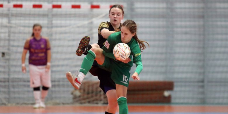 Futsal kobiet. Wysokie zwycięstwo piłkarek Stomilu z Włókniarzem Białystok [ZDJĘCIA]