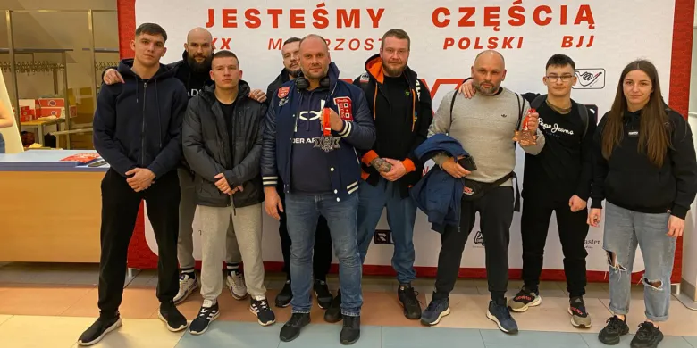 Mistrzostwa Polski w brazylijskim jiu jitsu: Olsztyńscy zawodnicy na podium