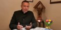 Duchowny od dawna znany jest w sieci ze swoich kontrowersyjnych poglądów