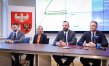 Dziś (25 listopada) w olsztyńskim urzędzie marszałkowskim podpisano umowę na rozbudowę drogi wojewódzkiej nr 527