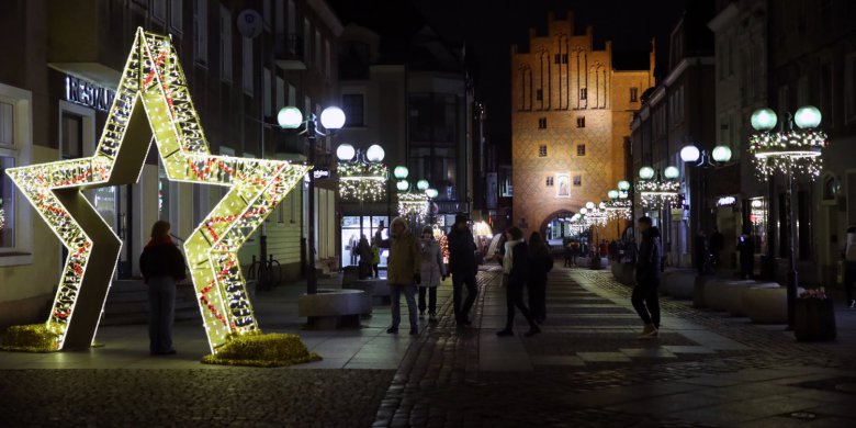 Świąteczny Olsztyn zachwyca, ale nie wszystkich [ZDJĘCIA]