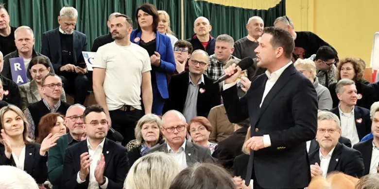 Trzaskowski na Mazurach o polityce zdrowego rozsądku, Ukrainie i centrum dystrybucyjnym Lidla w Gietrzwałdzie [ZDJĘCIA, WIDEO]