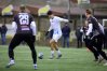 Jedyną bramkę w spotkaniu sparingowym w Łomży zdobył Jakub Karpiński (na zdjęciu przy piłce)