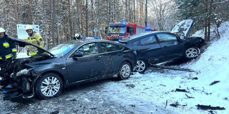 Weekend na drogach powiatu. 30 kolizji i wszyscy kierowcy trzeźwi