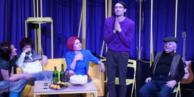 Artykuł: Sakrofilki, celibat, skandal w Dąbrowie Górniczej. Teatr im. S. Jaracza zaprasza na "Złe wychowanie" [WIDEO]