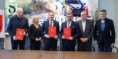 Artykuł: Rajd Polski na dłużej zagości na Warmii i Mazurach