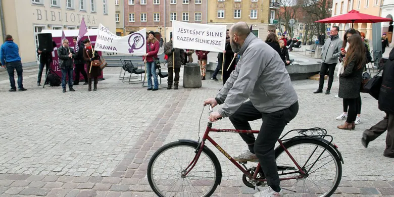 Manifa wraca do Olsztyna: "Bez praw kobiet nie ma demokracji!"