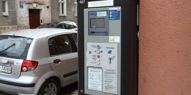 Artykuł: E-kontrole w Strefie Płatnego Parkowania w Olsztynie. Jak system wykryje zwolnienie z opłat dla niepełnosprawnych?