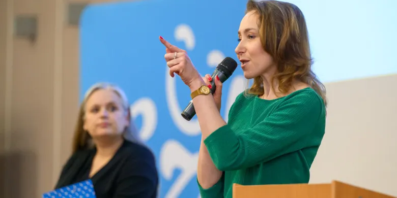 Naukowe środy na UWM: co z tymi wulgaryzmami?
