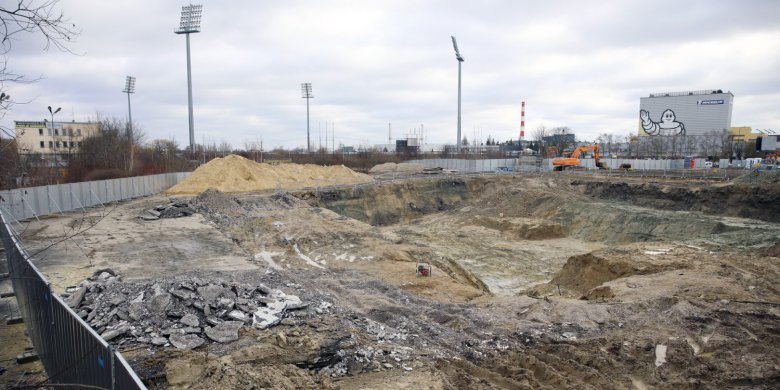 Budują przy stadionie miejskim w Olsztynie. Co tam powstanie? [ZDJĘCIA]