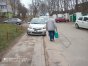 Toyota, która blokowała chodnik na ul. Nowej Niepodległości w Olsztynie została odholowana. Podobny los spotkał dwa inne pojazdy