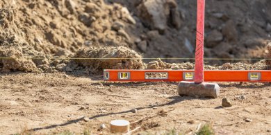 Artykuł: Jak wykonać fundament pod kontener morski?